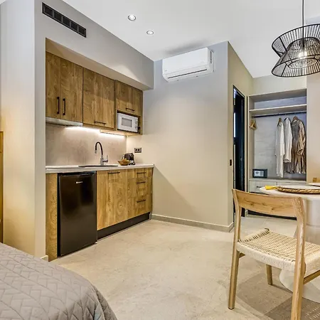 Almyra Living - Adults Only 아파트호텔 아기오스고르디오스