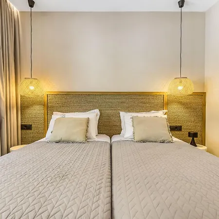 Almyra Living - Adults Only Hotel apartamentowy