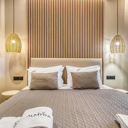 Aparthotel Almyra Living