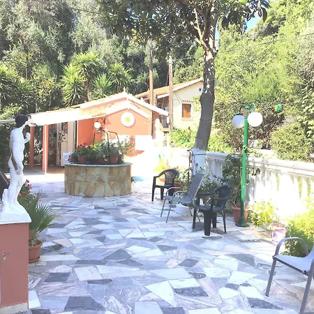 Almyra Living - Adults Only Hotel apartamentowy 4*