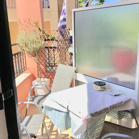 Almyra Living - Adults Only Hotel de apartamente