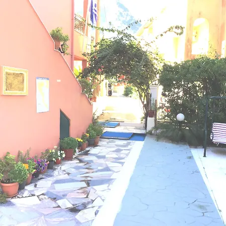 Hotel apartamentowy Almyra Living - Adults Only Agios Gordios (Corfu)