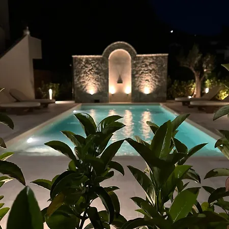 Almyra Living - Adults Only Hotel apartamentowy