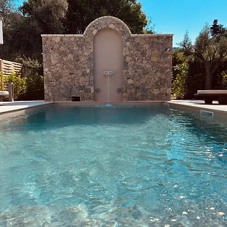 Hotel apartamentowy Almyra Living - Adults Only Agios Gordios (Corfu)