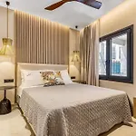 Almyra Living - Adults Only 아기오스고르디오스