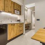 Almyra Living - Adults Only 4* 아기오스고르디오스
