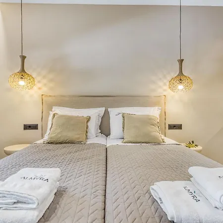 Almyra & Hotel apartamentowy 3*